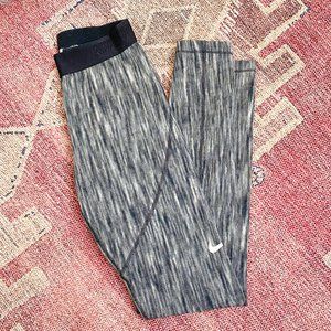 Nike Pro Hyperwarm Black & White Leggings